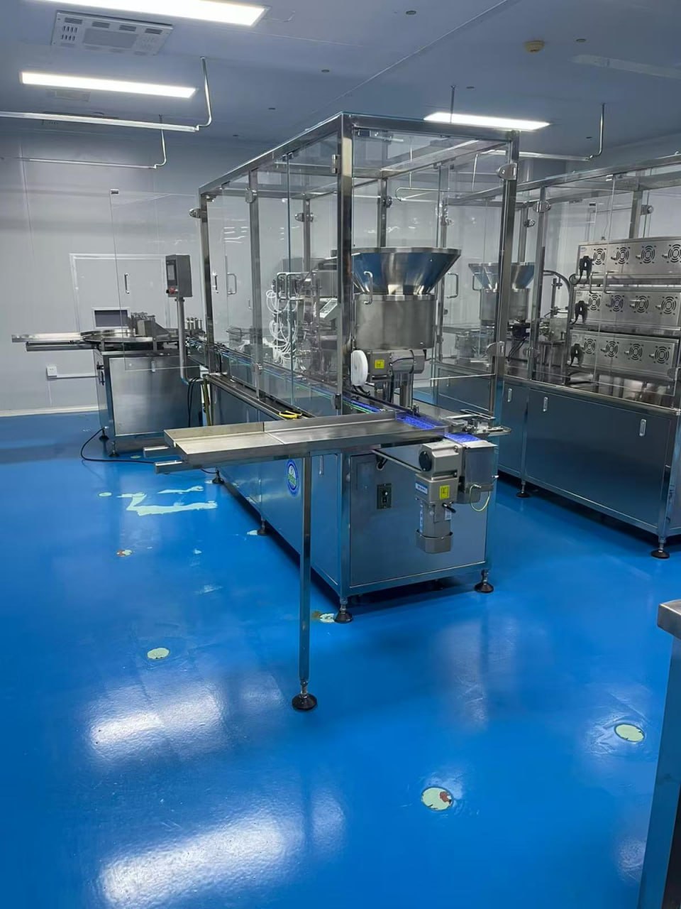 Lab equipment and peptide samples